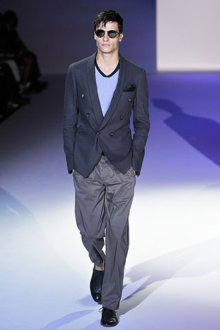 Giorgio Armani / - 2011